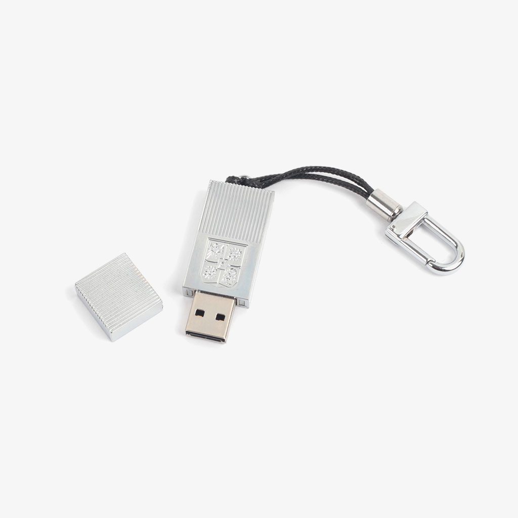 Metal USB Key — Edmond de Rothschild