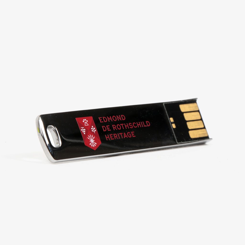Extra Slim USB Key — Edmond de Rothschild